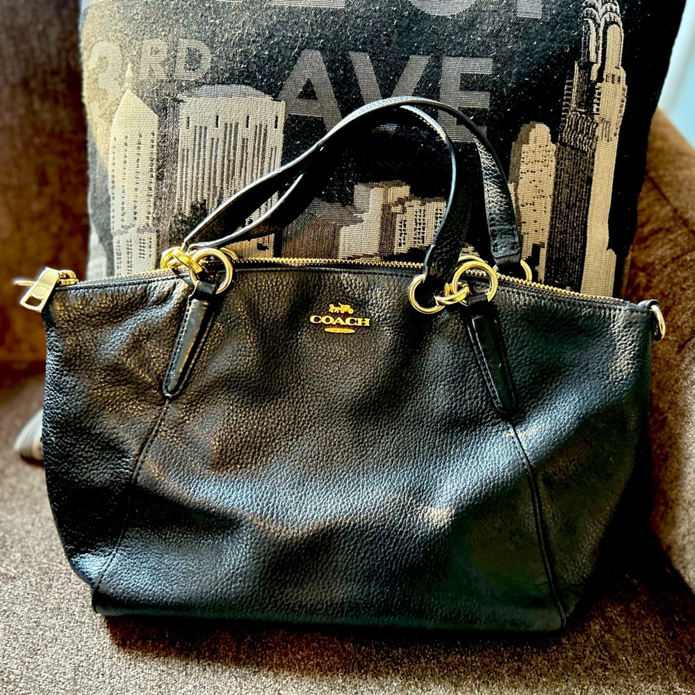 Coach Kelsey Satchel in black leather